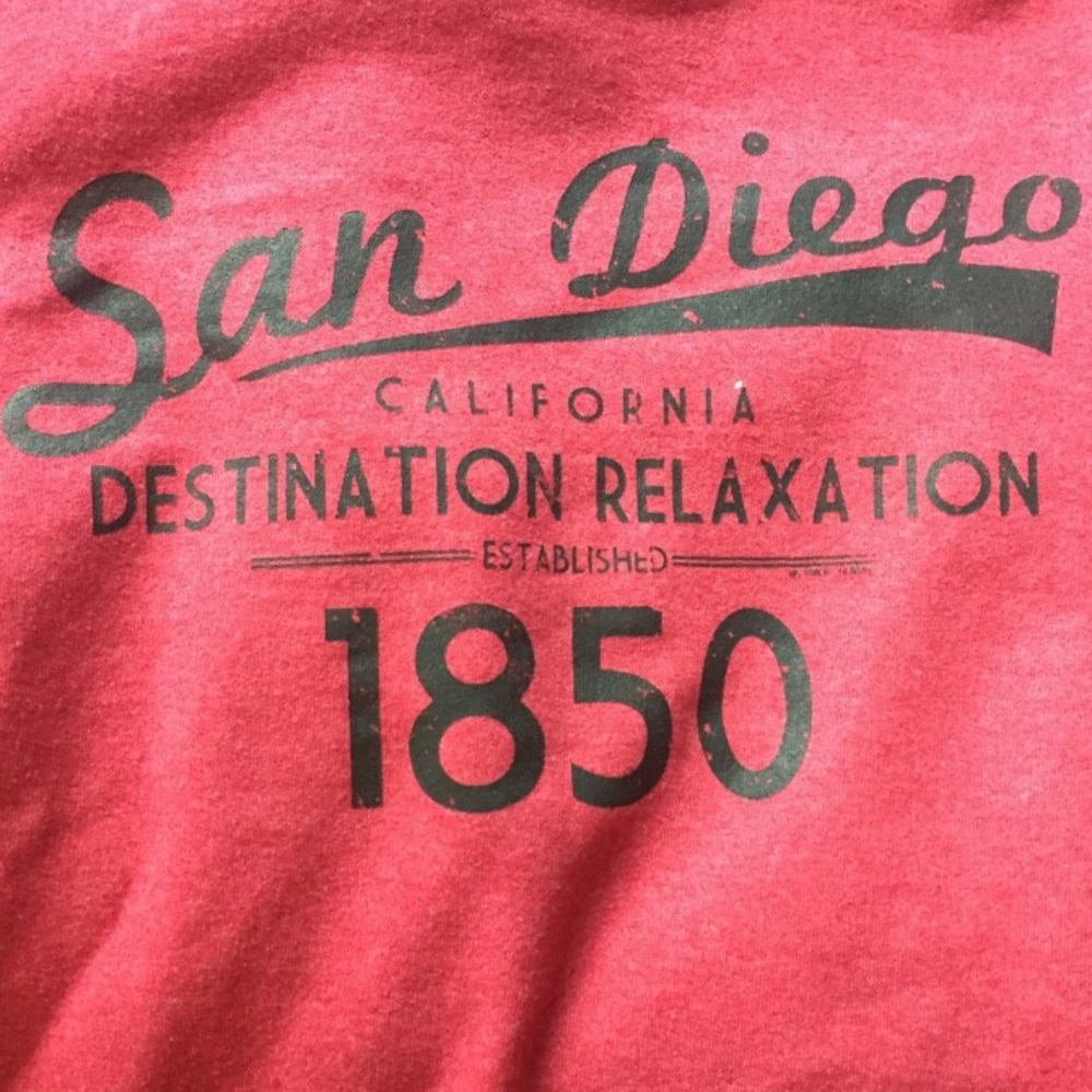 Pink “San Diego” crewneck.